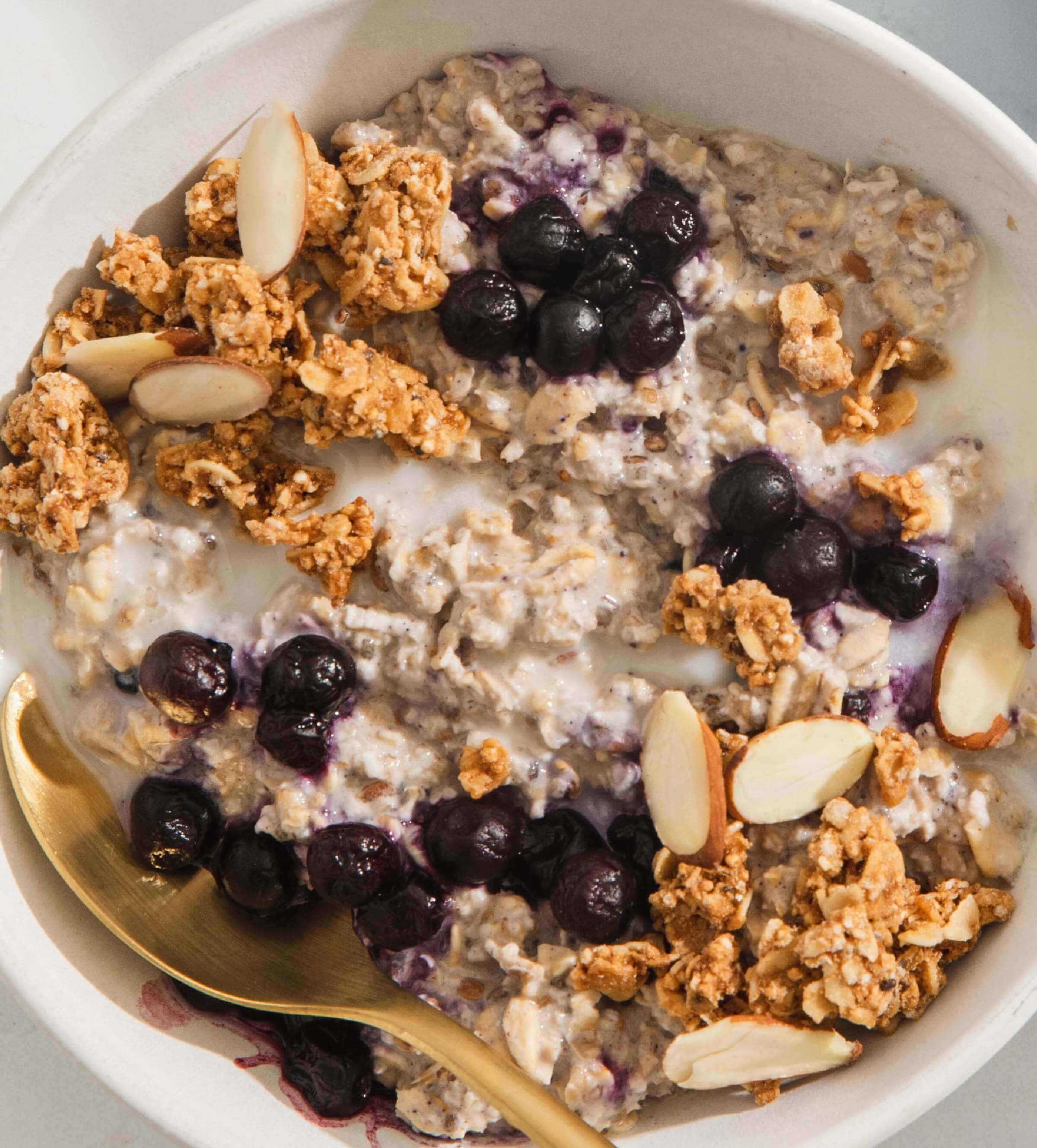 Blueberry Walnut Superfood Oat Cup with Collagen