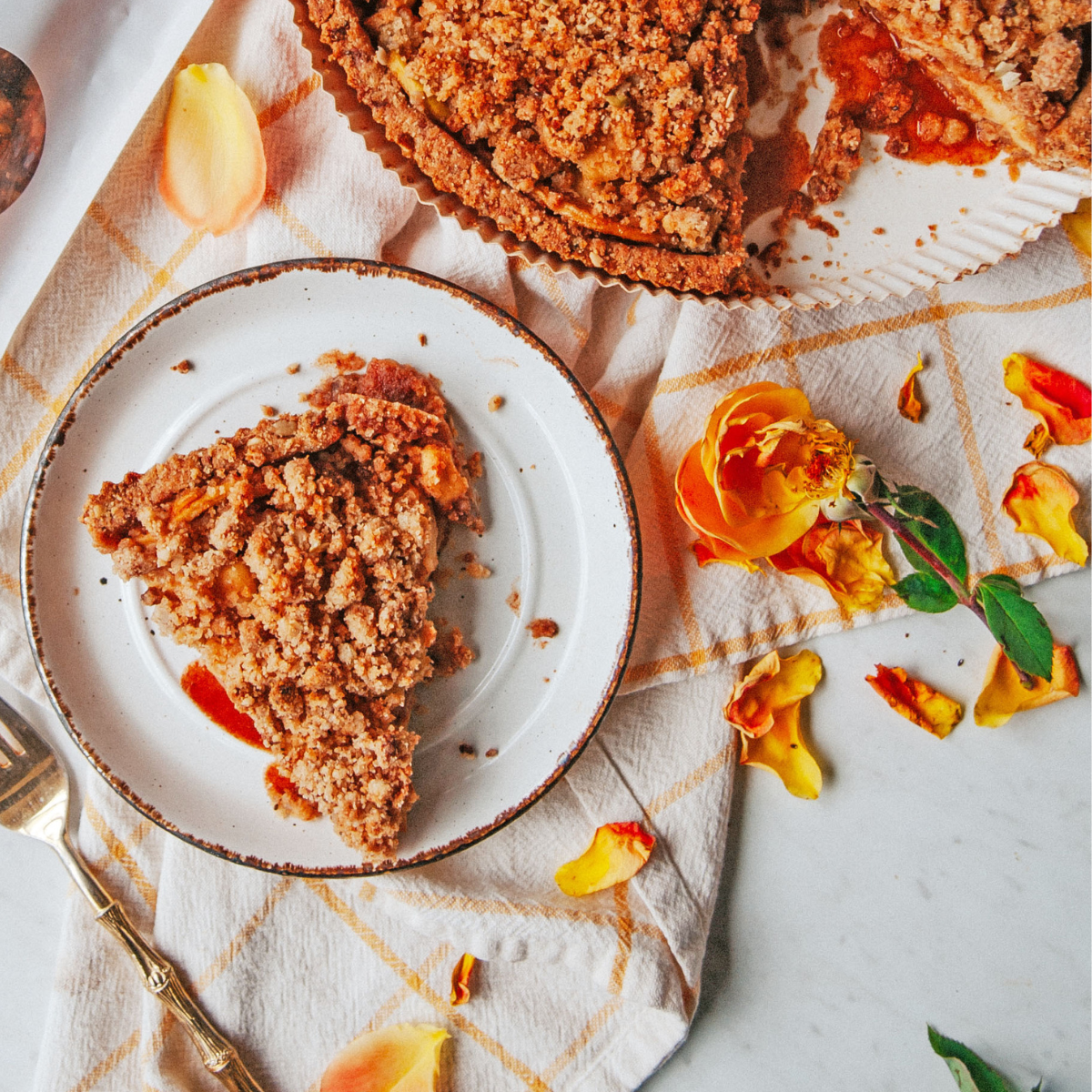 Apple Crumb Pie