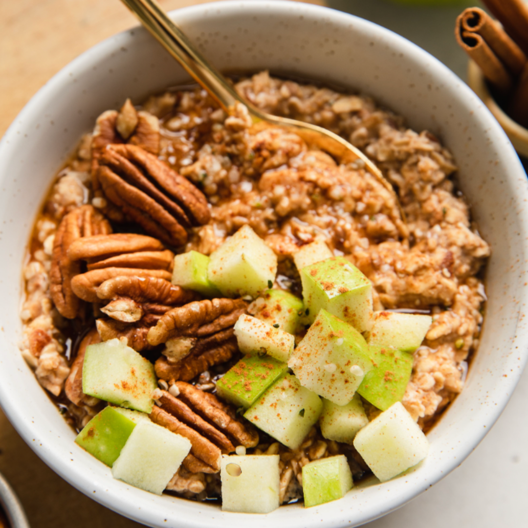 Apple Cinnamon Superfood Oatmeal